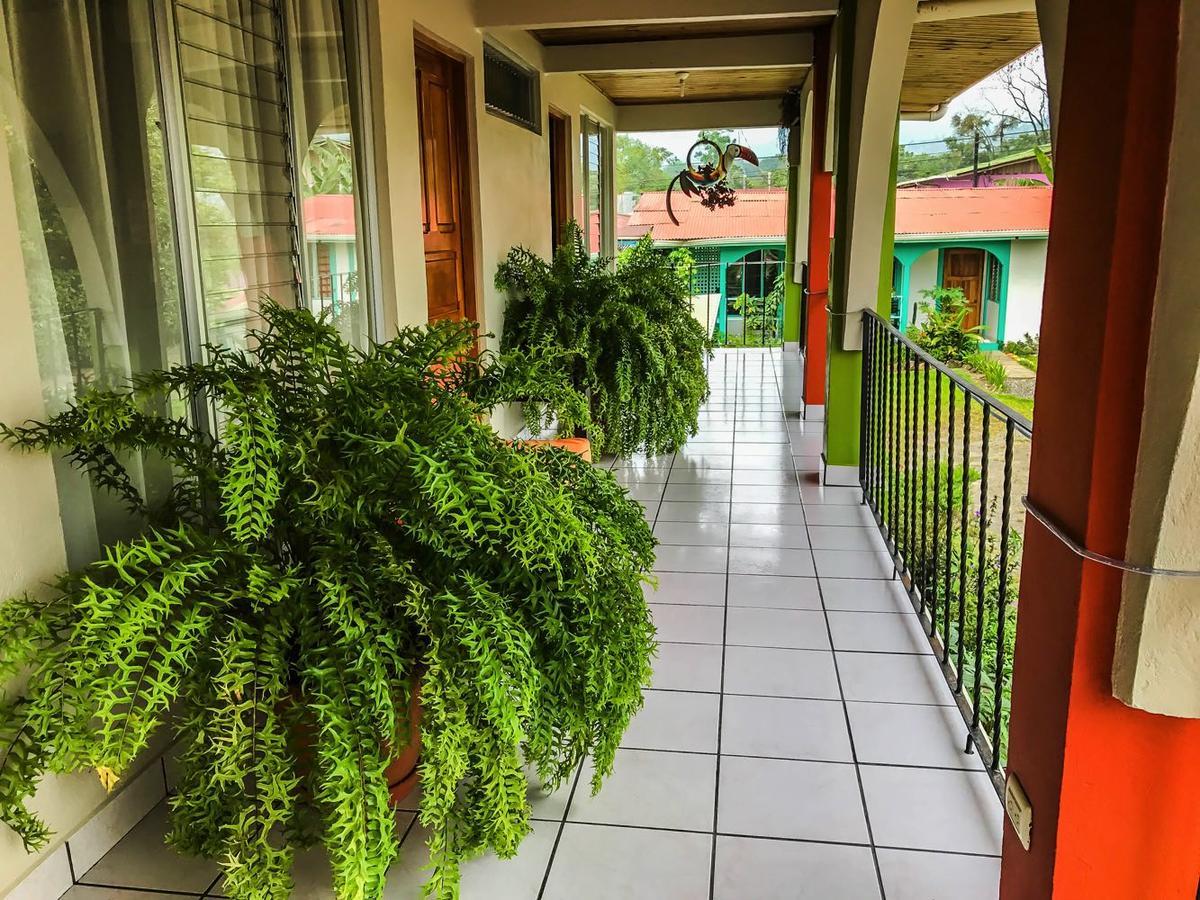 Hotel Las Flores Fortuna La Fortuna Exterior photo