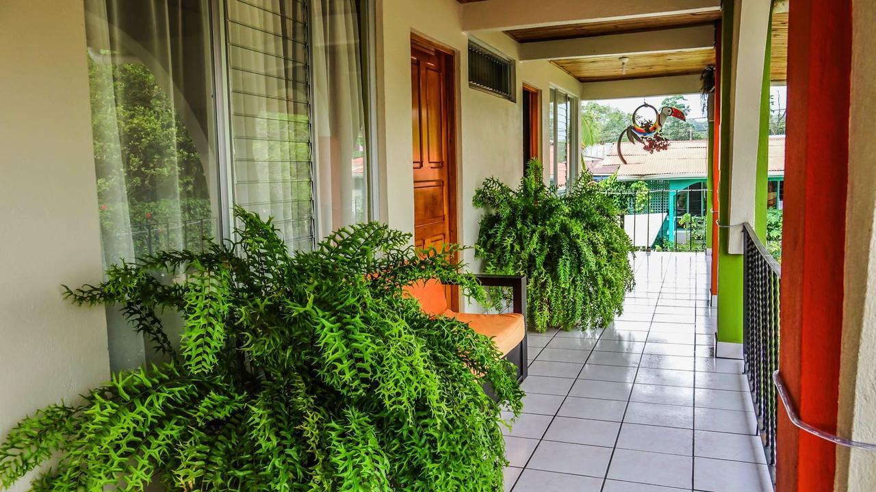 Hotel Las Flores Fortuna La Fortuna Exterior photo
